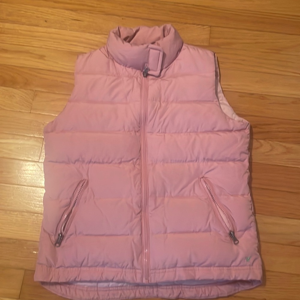 American Eagle Women’s Puffer Vest Small